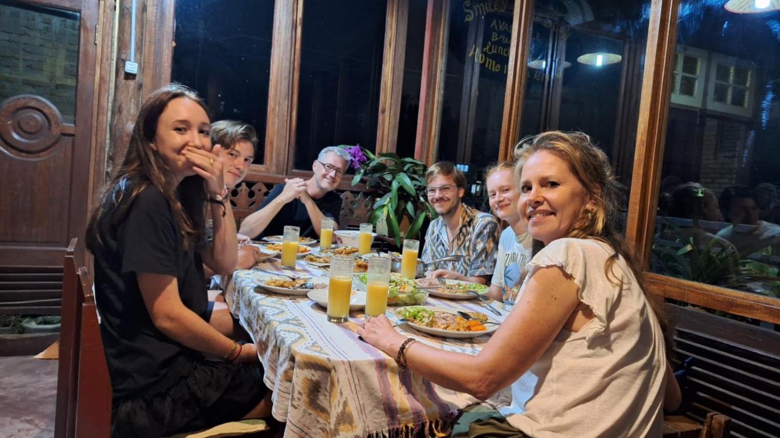Smiley'S Homestay Berastagi Exteriér fotografie