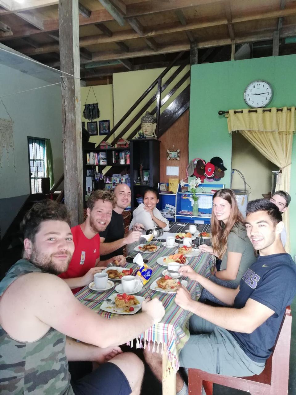 Smiley'S Homestay Berastagi Exteriér fotografie
